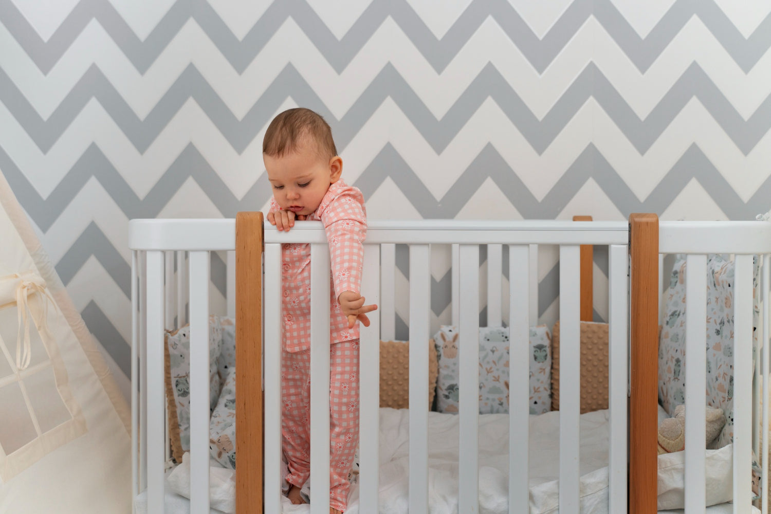 When is the Right Time to Move Baby from Crib to Cot?