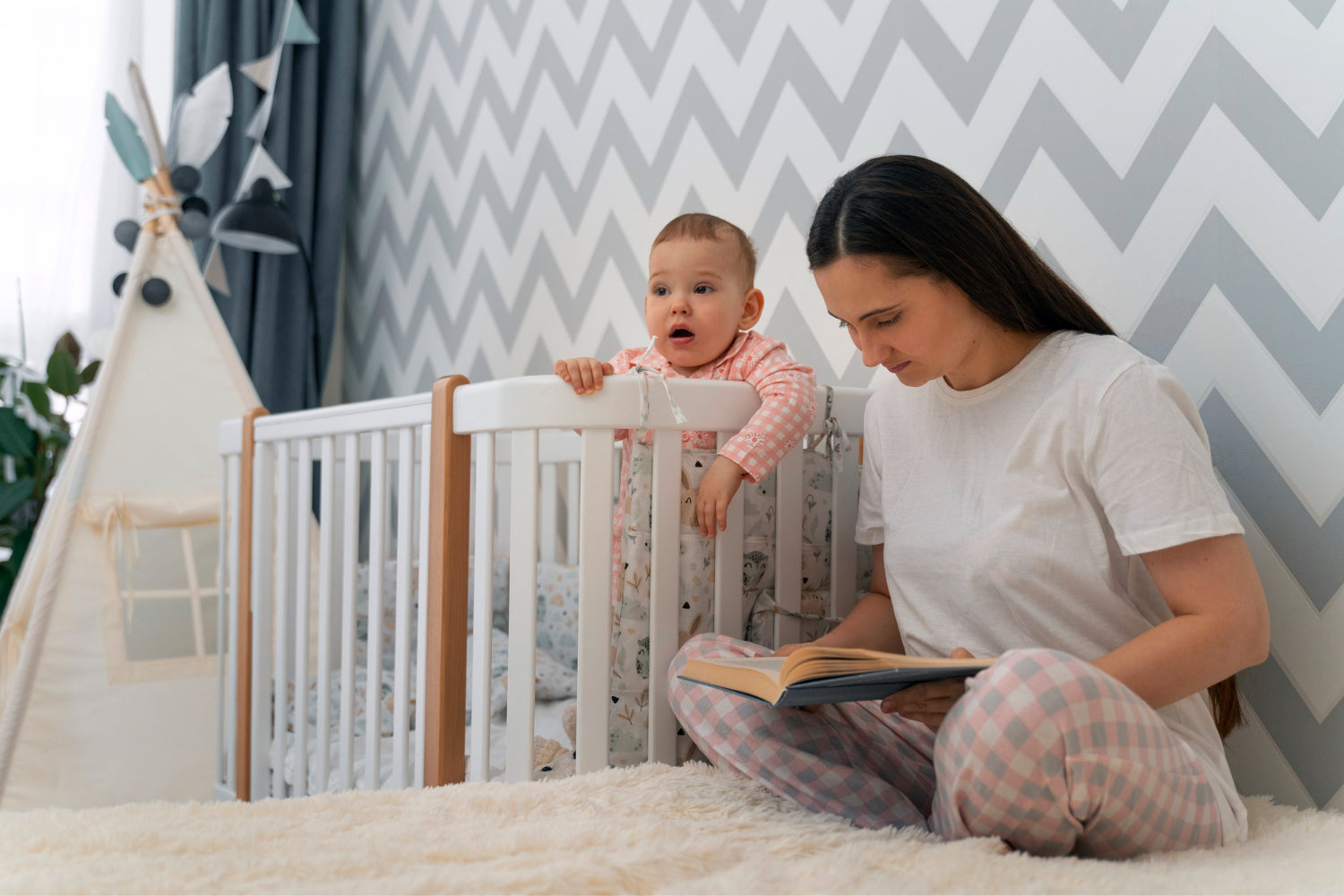 Which Option To Choose: A Baby Cot or A Playpen?