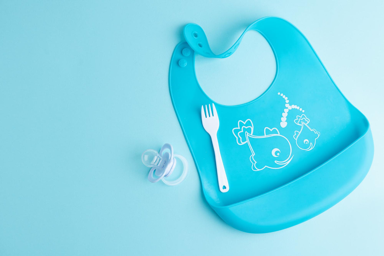 How to choose infant drool bibs and baby mealtime bibs?