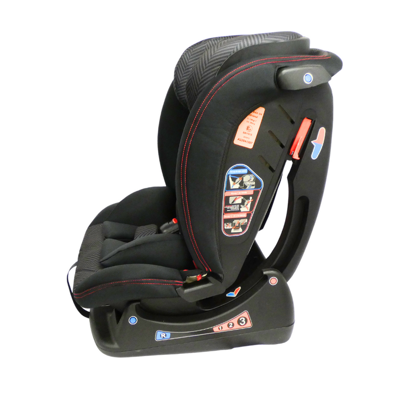 Neeva 3-in-1 Convertible Car Seat 0-36kg : CHEVRON