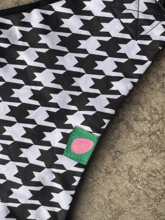 Toddler Tote | Reversible Carrier - Houndstooth & Black
