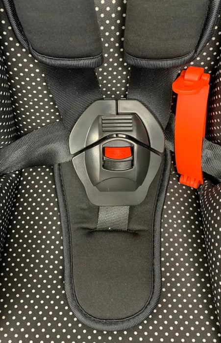 Neeva Convertible Carseat 0-18kgs : BLACK/DOTS - Babyonline