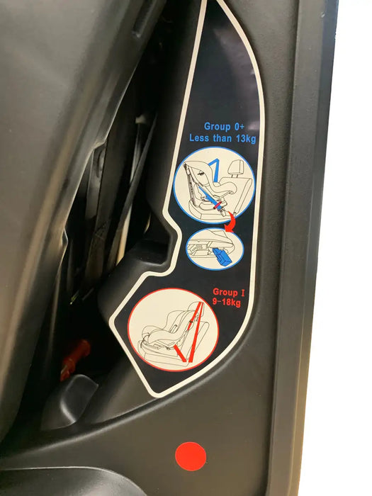 Neeva Convertible Carseat 0-18kgs : BLACK/DOTS - Babyonline