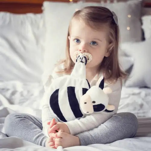 Sleepytot Comforter: No More dummy Runs - Babyonline