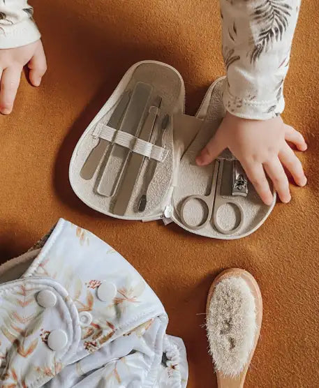 Haakaa Pear-fect Manicure Kit - Babyonline
