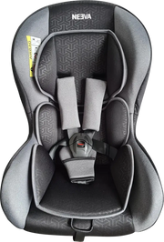 Neeva Convertible Carseat 0-18kgs - Black Interlock - Babyonline